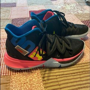 Men’s size 8 - Nike Kyrie 5s